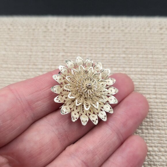 Sterling Silver Filigree Flower Cute Pin Brooch Pendant A6153 - Picture 2 of 6